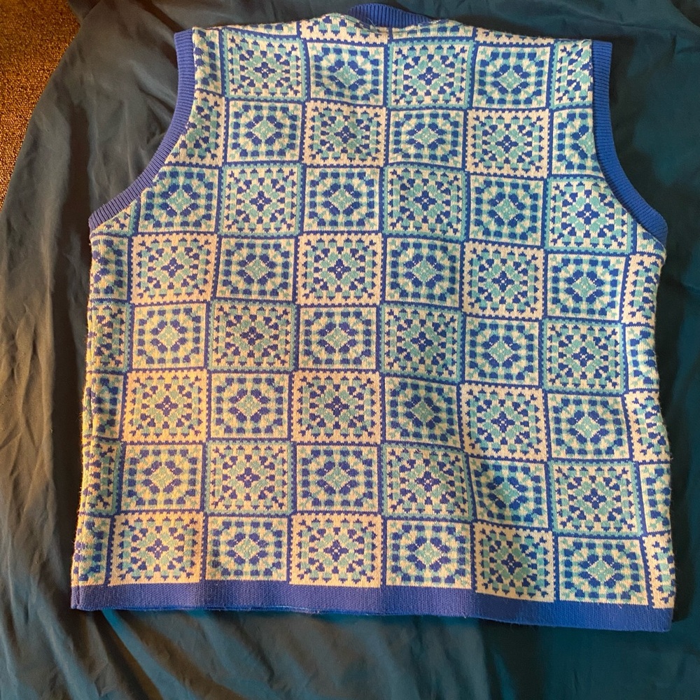Sweater - Picture 3 of 5